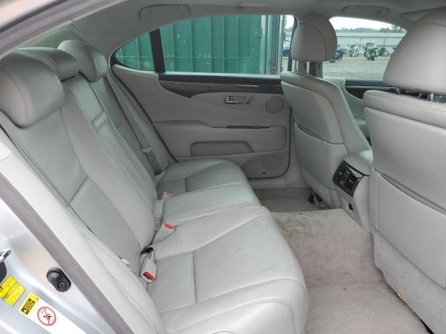 JTHGL46F175006278 - 2007 LEXUS LS 460L SILVER photo 10