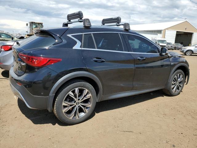 SJKCH5CR3HA033459 - 2017 INFINITI QX30 BASE BLACK photo 3