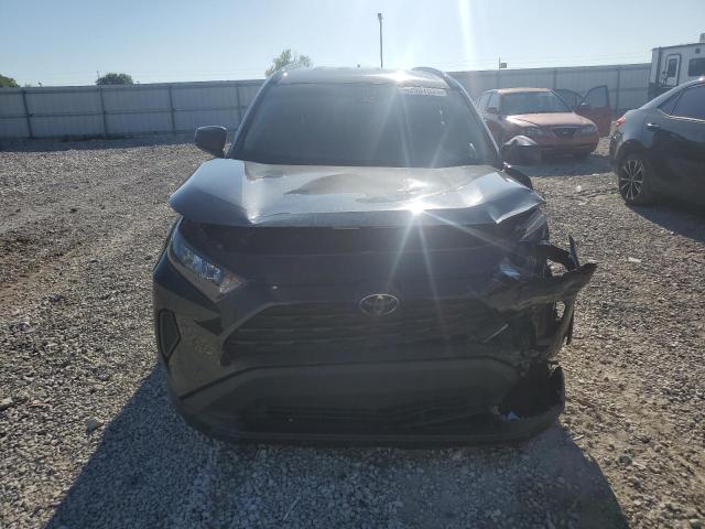 2T3F1RFVXMW185965 - 2021 TOYOTA RAV4 LE 黑色 照片 5