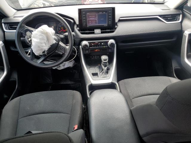 2T3F1RFVXMW185965 - 2021 TOYOTA RAV4 LE 黑色 照片 8