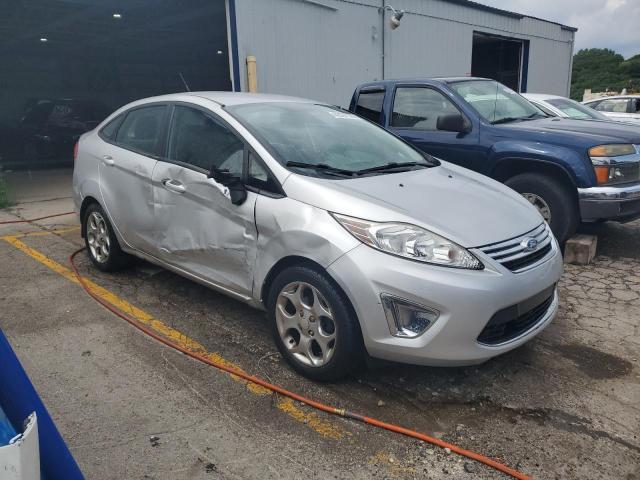 3FADP4CJ2CM171557 - 2012 FORD FIESTA SEL SILVER photo 4