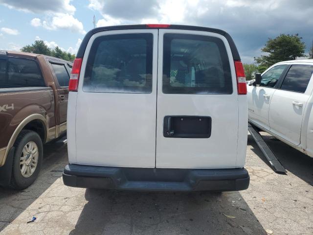 1GCWGAF74M1188330 - 2021 CHEVROLET EXPRESS G2 Weiß Foto 6