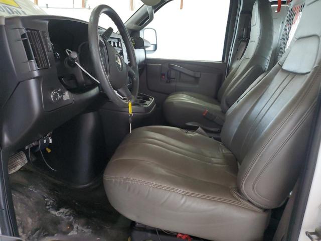 1GCWGAF74M1188330 - 2021 CHEVROLET EXPRESS G2 Weiß Foto 7