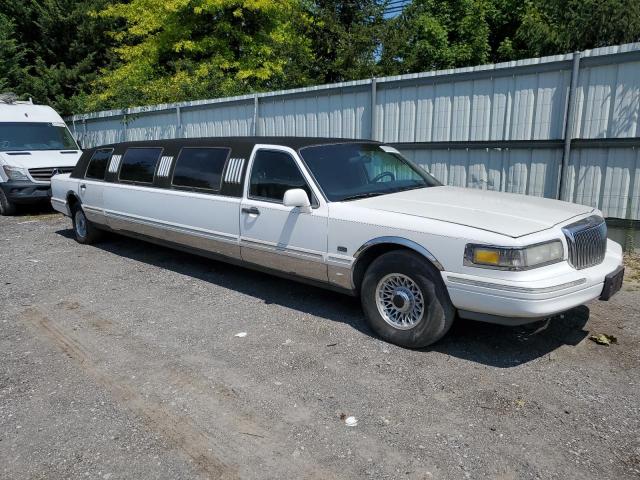 1LNLM81W7TY621420 - 1996 LINCOLN TOWN CAR EXECUTIVE WHITE photo 4
