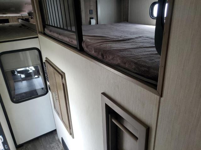 5ZT3SR1B3K6102886 - 2019 FOREST RIVER SABRE 36BHQ 白色 照片 7