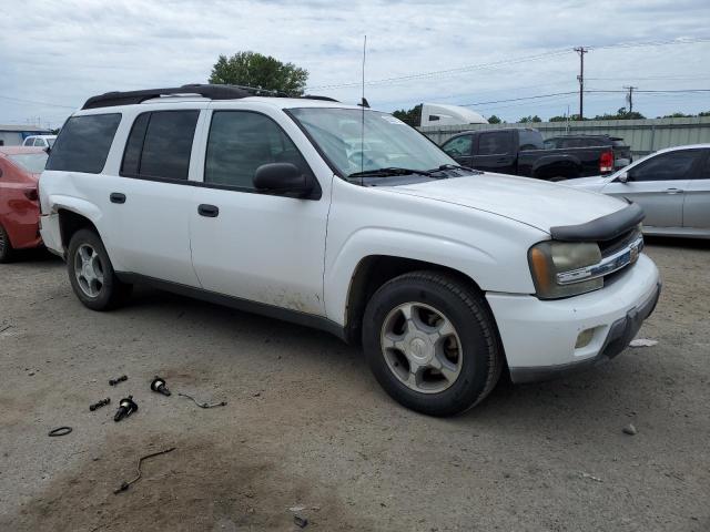 1GNES16S966102800 - 2006 CHEVROLET TRAILBLAZE EXT LS WHITE photo 4