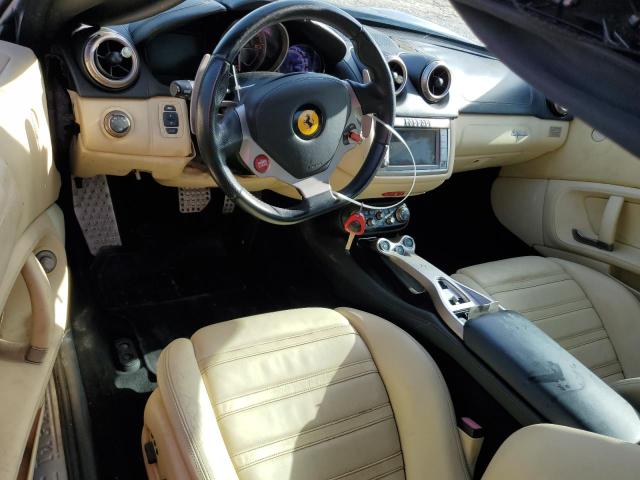 ZFF65LJA8A0172462 - 2010 FERRARI CALIFORNIA BLUE photo 8