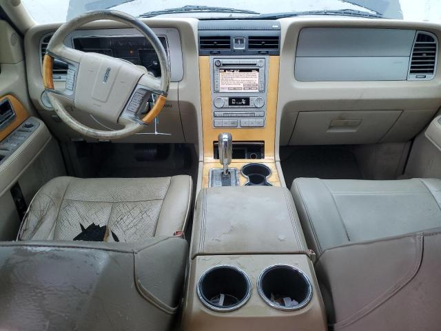 5LMFU27508LJ15180 - 2008 LINCOLN NAVIGATOR შავი ფოტო 8