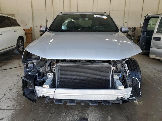 WA1VAAF72JD017528 - 2018 AUDI Q7 PRESTIGE 银色 照片 5