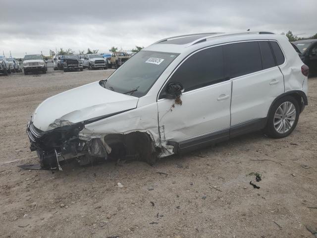 2016 VOLKSWAGEN TIGUAN S, 
