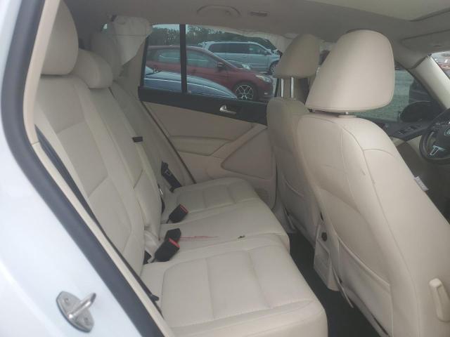 WVGAV7AX7GW583485 - 2016 VOLKSWAGEN TIGUAN S WHITE photo 10