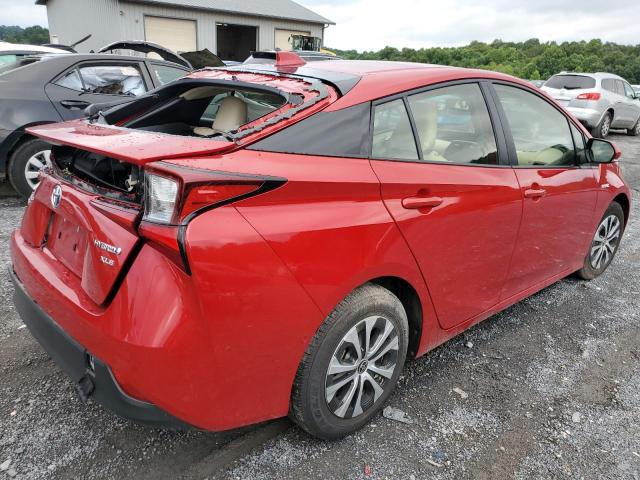 JTDL9MFUXM3026470 - 2021 TOYOTA PRIUS LE RED photo 3