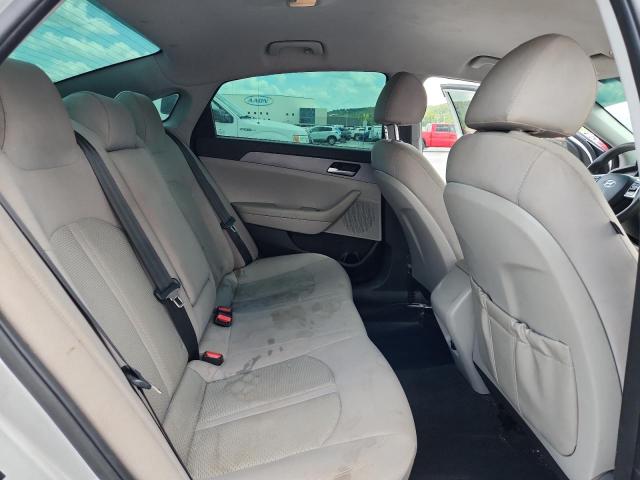 5NPE24AF6KH771126 - 2019 HYUNDAI SONATA SE SILVER photo 10