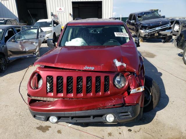 1C4NJPFAXGD659170 - 2016 JEEP PATRIOT LATITUDE RED photo 5