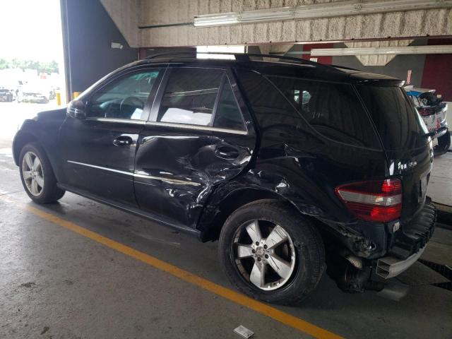 4JGBB8GB7BA708280 - 2011 MERCEDES-BENZ ML 350 4MATIC BLACK photo 2