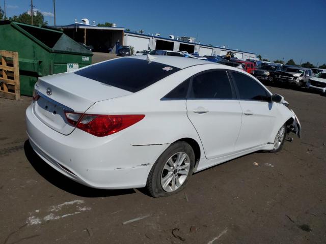 5NPEB4AC1DH745994 - 2013 HYUNDAI SONATA GLS WHITE photo 3