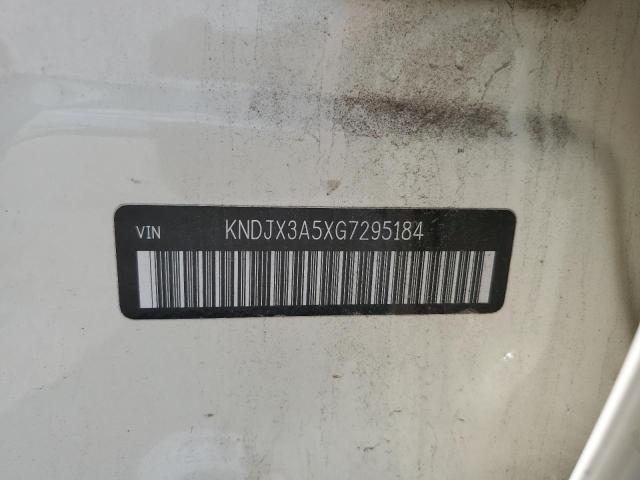 KNDJX3A5XG7295184 - 2016 KIA SOUL ! WHITE photo 12