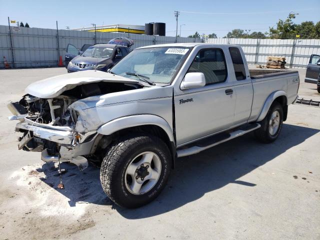 1N6ED26Y3YC361393 - 2000 NISSAN FRONTIER KING CAB XE SILVER photo 1