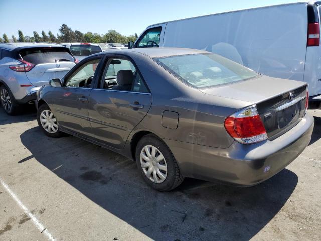 4T1BE30K55U984173 - 2005 TOYOTA CAMRY LE SILVER photo 2