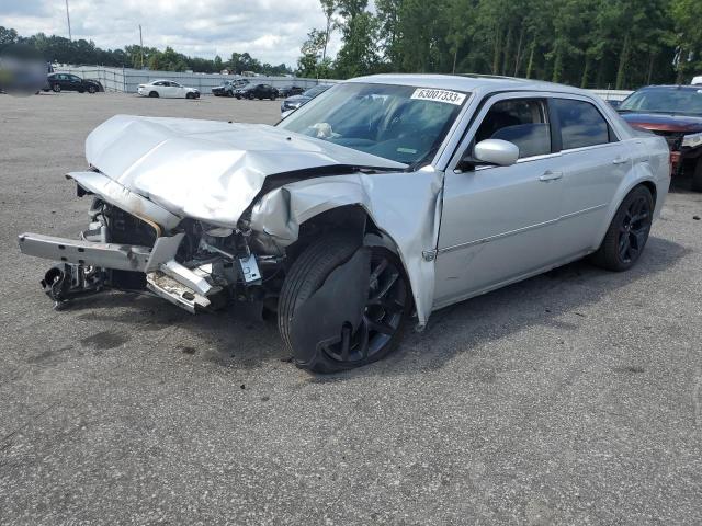 2C3LA73W16H371826 - 2006 CHRYSLER 300C SRT-8 SILVER photo 1