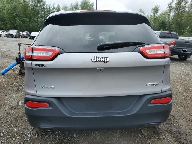 1C4PJMCB5GW308952 - 2016 JEEP CHEROKEE LATITUDE SILVER photo 6