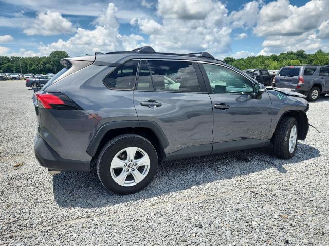 2T3P1RFV5LC102446 - 2020 TOYOTA RAV4 XLE GRAY photo 3