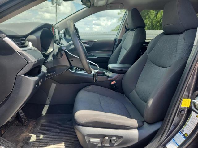 2T3P1RFV5LC102446 - 2020 TOYOTA RAV4 XLE GRAY photo 7