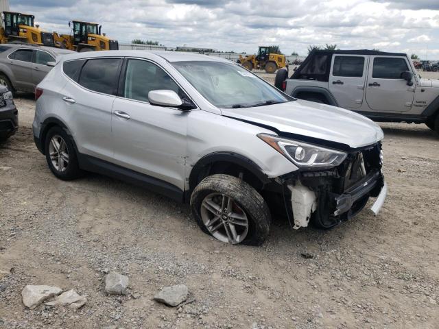 5XYZTDLB5JG526753 - 2018 HYUNDAI SANTA FE S SILVER photo 4