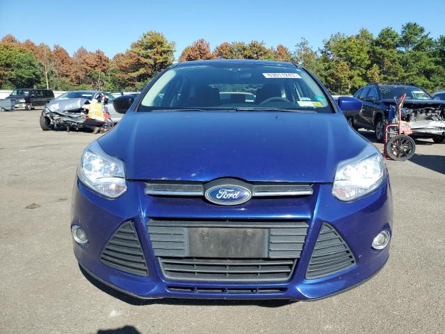 1FAHP3K25CL407254 - 2012 FORD FOCUS SE BLUE photo 5