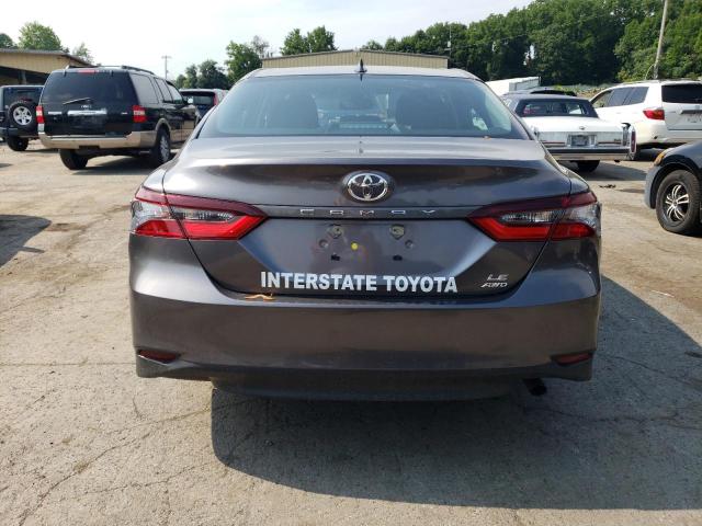 4T1R11BK0RU108127 - 2024 TOYOTA CAMRY LE GRAY photo 6