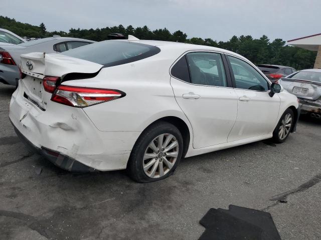 4T1B11HK0KU709794 - 2019 TOYOTA CAMRY L WHITE photo 3