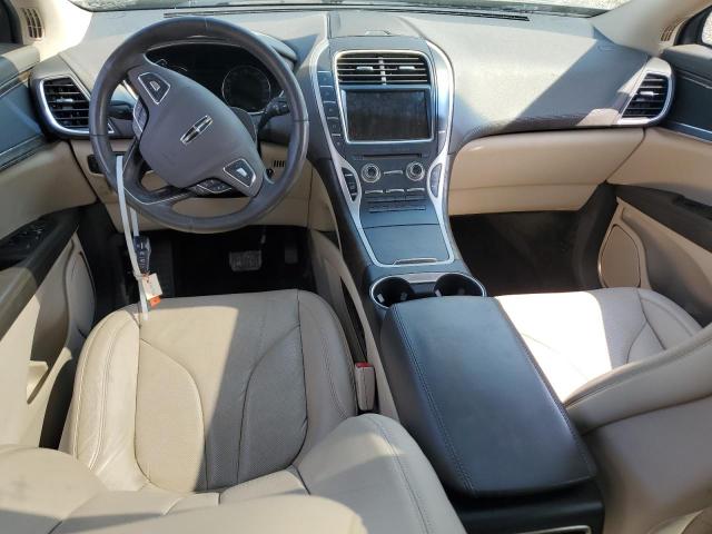 2LMPJ8LR5HBL25130 - 2017 LINCOLN MKX RESERVE Արծաթագույն լուսանկար 8