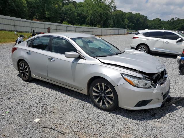 1N4AL3AP6JC158115 - 2018 NISSAN ALTIMA 2.5 SILVER photo 4