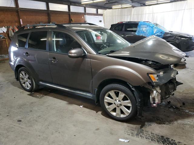 JA4JT3AW9DU005688 - 2013 MITSUBISHI OUTLANDER SE GRAY photo 4