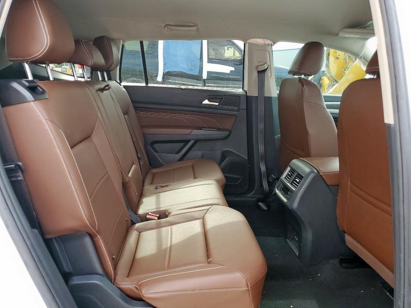 1V2HR2CA0PC523664 - 2023 VOLKSWAGEN ATLAS SE Biały zdjęcie 11