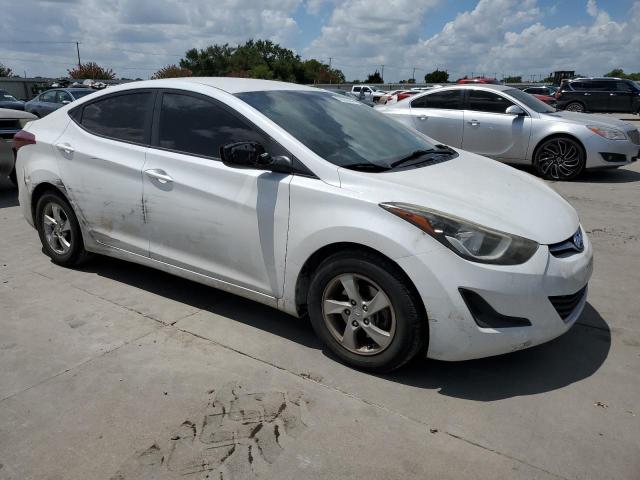 5NPDH4AE4FH640249 - 2015 HYUNDAI ELANTRA SE WHITE photo 4