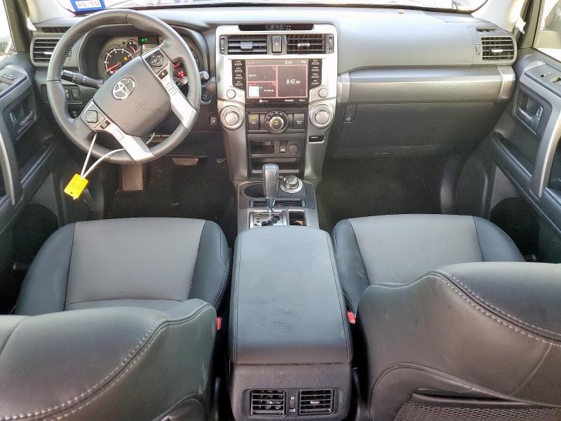 JTENU5JR8R6284195 - 2024 TOYOTA 4RUNNER SR5/SR5 PREMIUM 黑色 照片 8