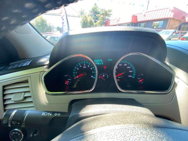 1GNEV33D39S107656 - 2009 CHEVROLET TRAVERSE LTZ SILVER photo 8