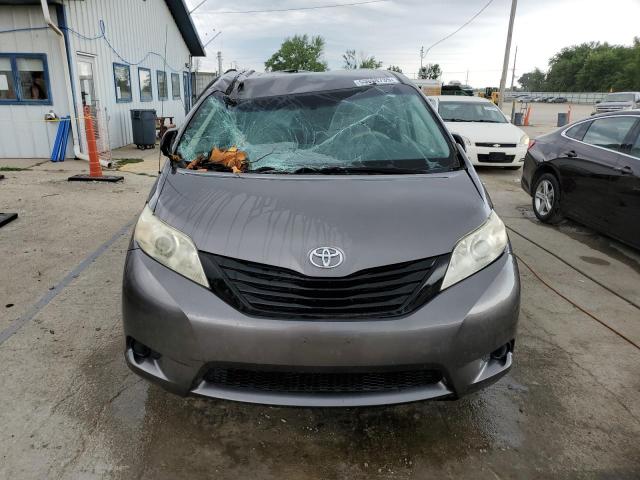 5TDZK3DC3BS061477 - 2011 TOYOTA SIENNA CHARCOAL photo 5