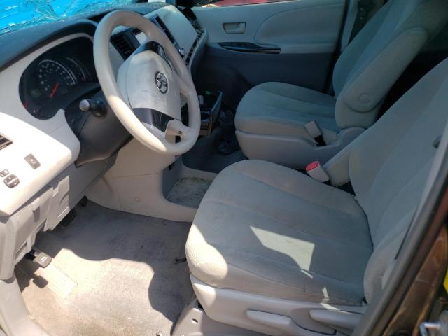 5TDZK3DC3BS061477 - 2011 TOYOTA SIENNA CHARCOAL photo 7