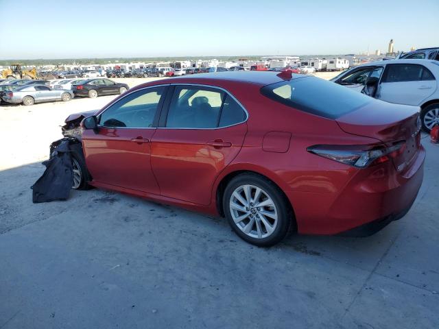 4T1C11AK0PU098610 - 2023 TOYOTA CAMRY LE 红色 照片 2
