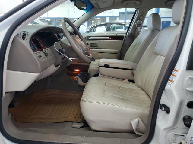 1LNHM81W43Y660987 - 2002 LINCOLN TOWN CAR EXECUTIVE TWO TONE photo 7