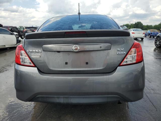 3N1CN7AP0JL860197 - 2018 NISSAN VERSA S Boz foto 6