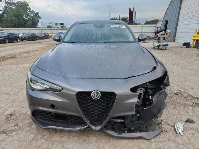 ZARFAEEN0J7570684 - 2018 ALFA ROMEO GIULIA TI Q4 GRAY photo 5