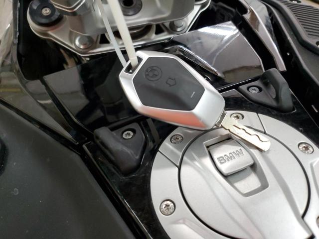 WB10M3308S6K91796 - 2025 BMW R 1300 GS ADVENTURE BLACK photo 8