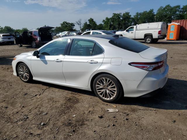 4T1B11HK7KU731131 - 2019 TOYOTA CAMRY L Weiß Foto 2