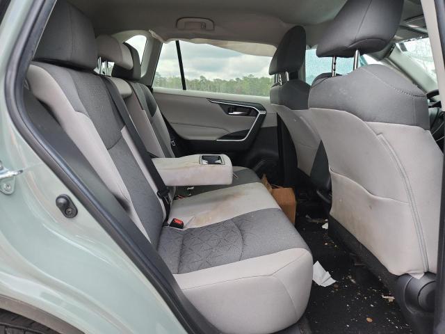 2T3W1RFV3MW183037 - 2021 TOYOTA RAV4 XLE 灰色 照片 11
