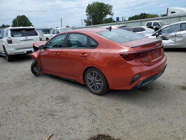 3KPF54AD0NE507757 - 2022 KIA FORTE GT LINE RED photo 2