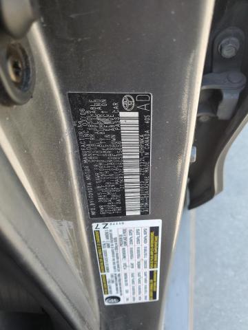 2T1KR32EX6C595656 - 2006 TOYOTA COROLLA MA XR GRAY photo 12