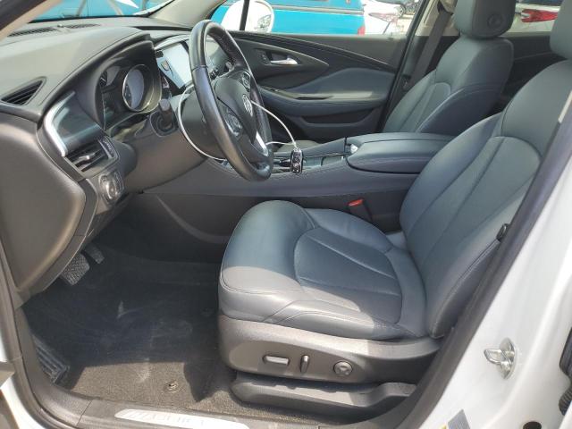 LRBFXCSA3LD037505 - 2020 BUICK ENVISION ESSENCE WHITE photo 7